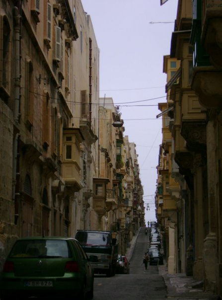 No photo description available.