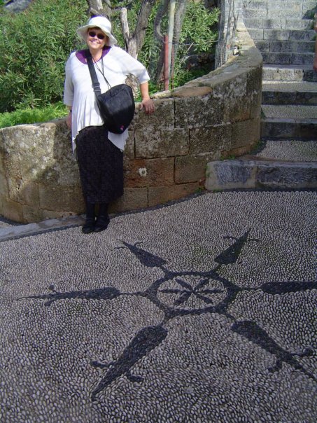 No photo description available.